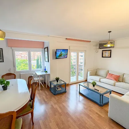 Appartement The Dragon Of Pilar - Turistea