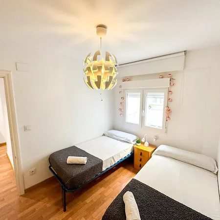 The Dragon Of Pilar - Turistea Apartment Zaragoza